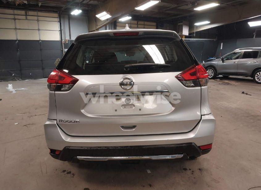 Photo 16 of 2017 Nissan Rogue S (VIN KNMAT2MT8HP541439)