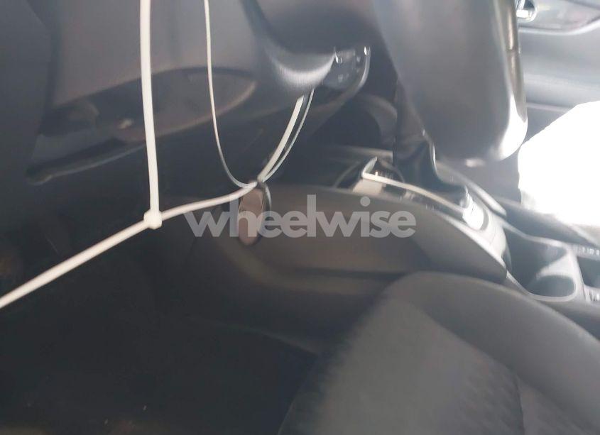 Photo 11 of 2017 Nissan Rogue SV (VIN KNMAT2MT8HP597395)