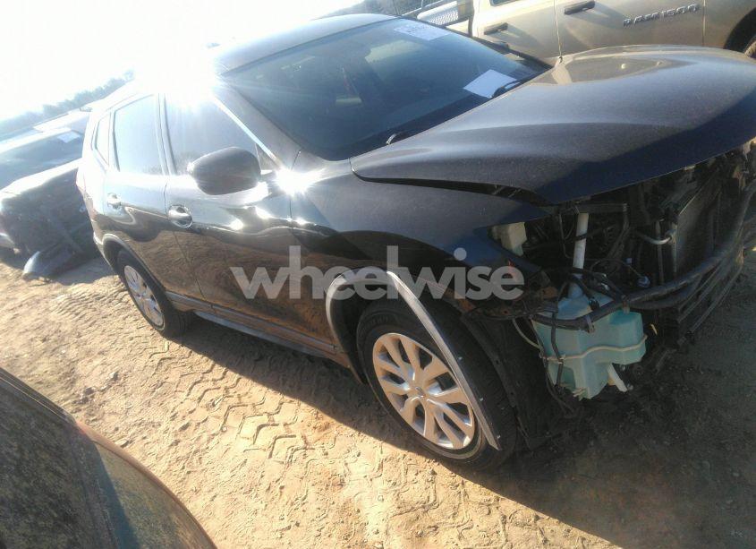 2018 Nissan Rogue S (VIN KNMAT2MT8JP567013) main photo