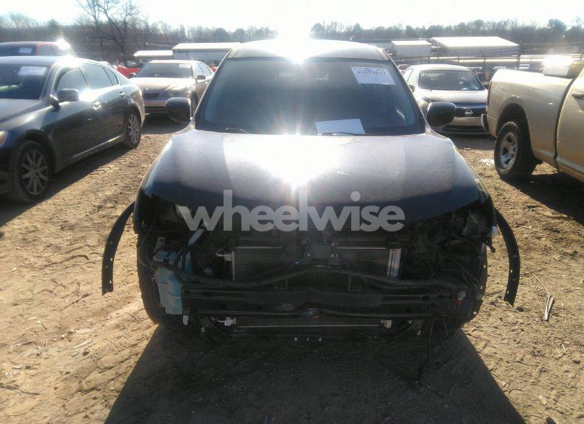 Photo 12 of 2018 Nissan Rogue S (VIN KNMAT2MT8JP567013)