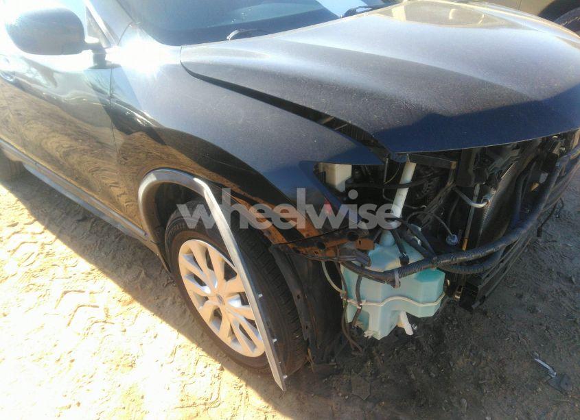 Photo 17 of 2018 Nissan Rogue S (VIN KNMAT2MT8JP567013)