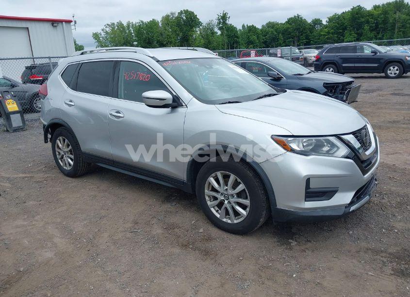 2019 Nissan Rogue SV (VIN KNMAT2MT8KP517732) main photo