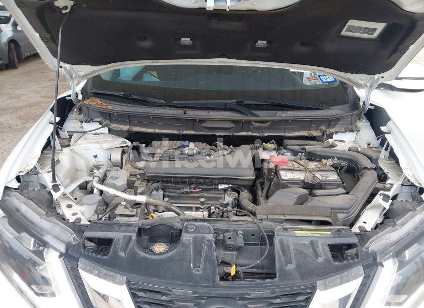 Photo 10 of 2019 Nissan Rogue SV (VIN KNMAT2MT8KP540489)