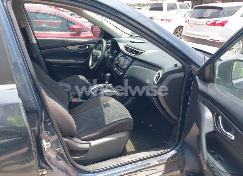 Photo 5 of 2015 Nissan Rogue SV (VIN KNMAT2MT9FP535534)