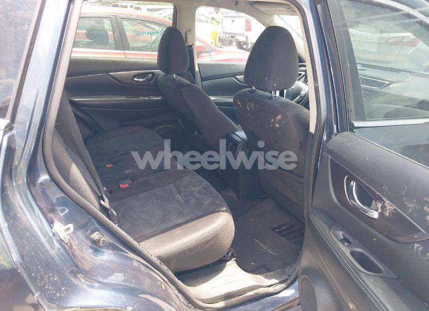 Photo 8 of 2015 Nissan Rogue SV (VIN KNMAT2MT9FP535534)