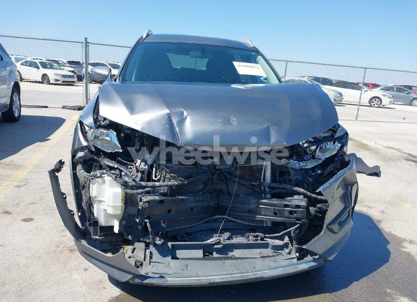 Photo 12 of 2017 Nissan Rogue S (VIN KNMAT2MT9HP542986)