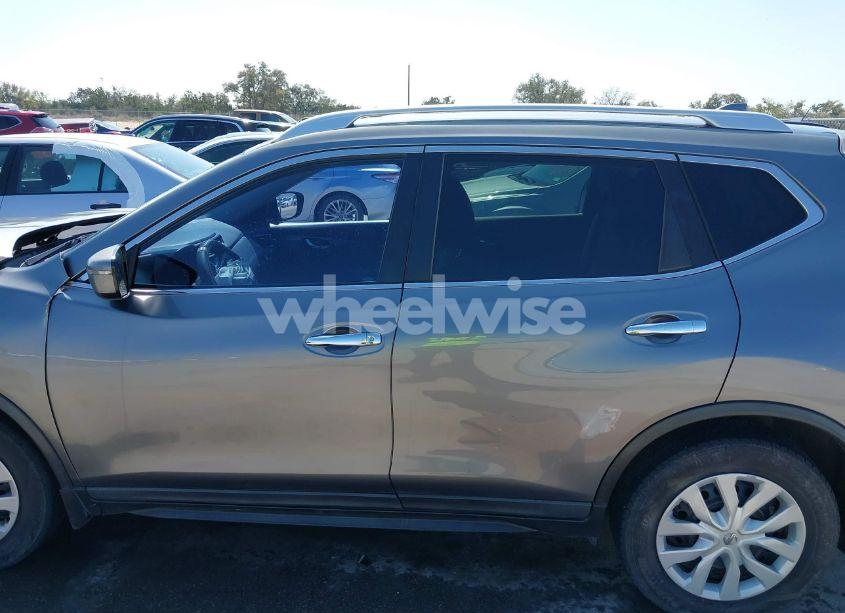 Photo 14 of 2017 Nissan Rogue S (VIN KNMAT2MT9HP542986)