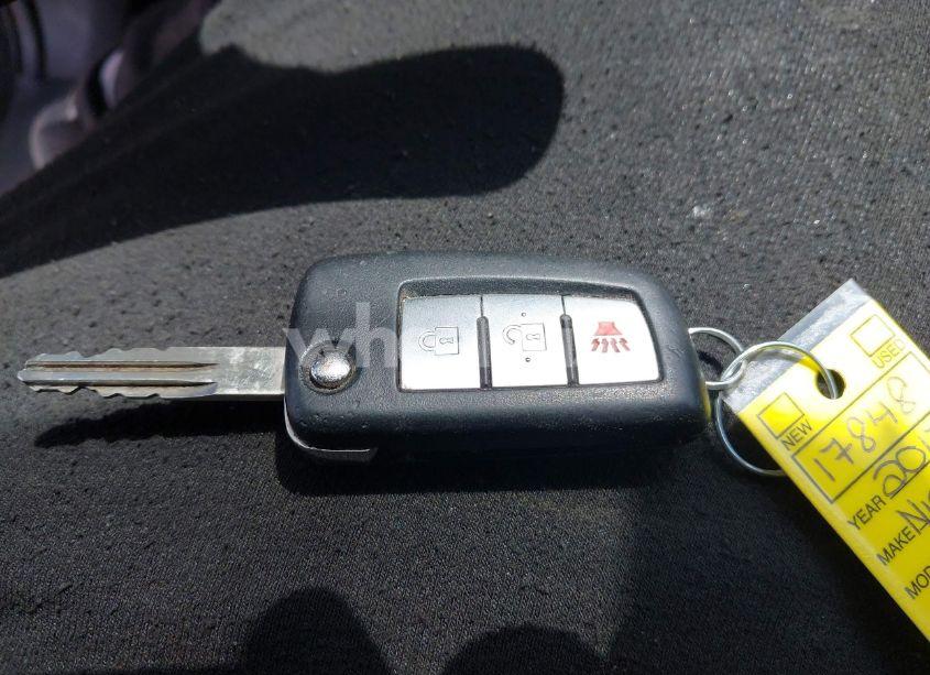 Photo 11 of 2017 Nissan Rogue S (VIN KNMAT2MT9HP616830)