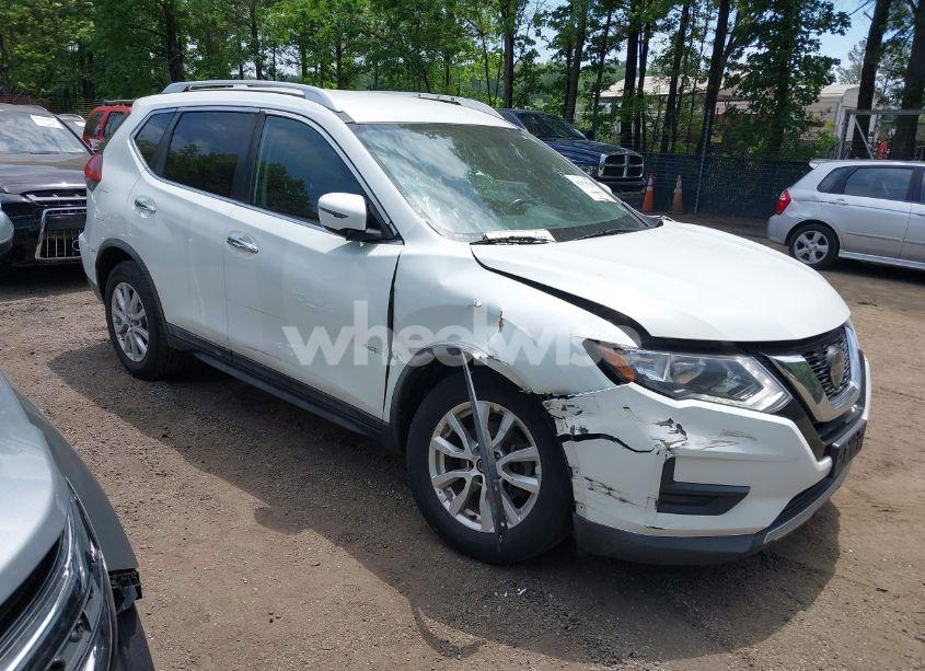 2018 Nissan Rogue SV (VIN KNMAT2MT9JP533887) main photo
