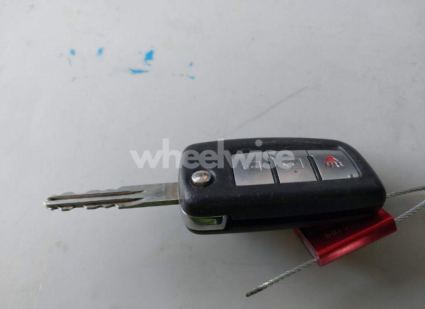 Photo 11 of 2018 Nissan Rogue S (VIN KNMAT2MT9JP547904)