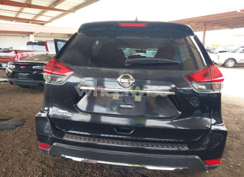 Photo 16 of 2018 Nissan Rogue S (VIN KNMAT2MT9JP547904)