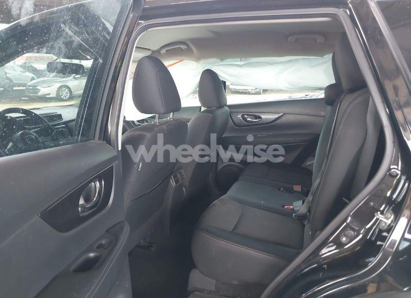 Photo 8 of 2018 Nissan Rogue S (VIN KNMAT2MT9JP547904)