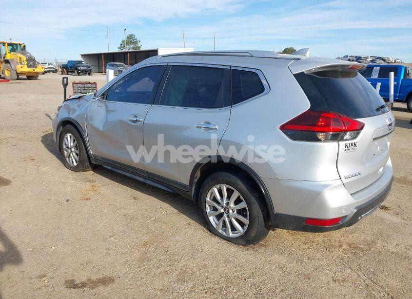 Photo 3 of 2019 Nissan Rogue SV (VIN KNMAT2MT9KP518422)