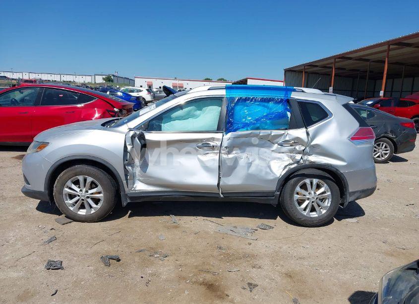 Photo 14 of 2015 Nissan Rogue SV (VIN KNMAT2MTXFP550740)