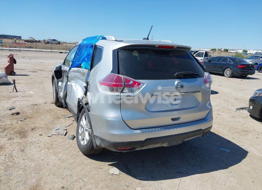 Photo 3 of 2015 Nissan Rogue SV (VIN KNMAT2MTXFP550740)