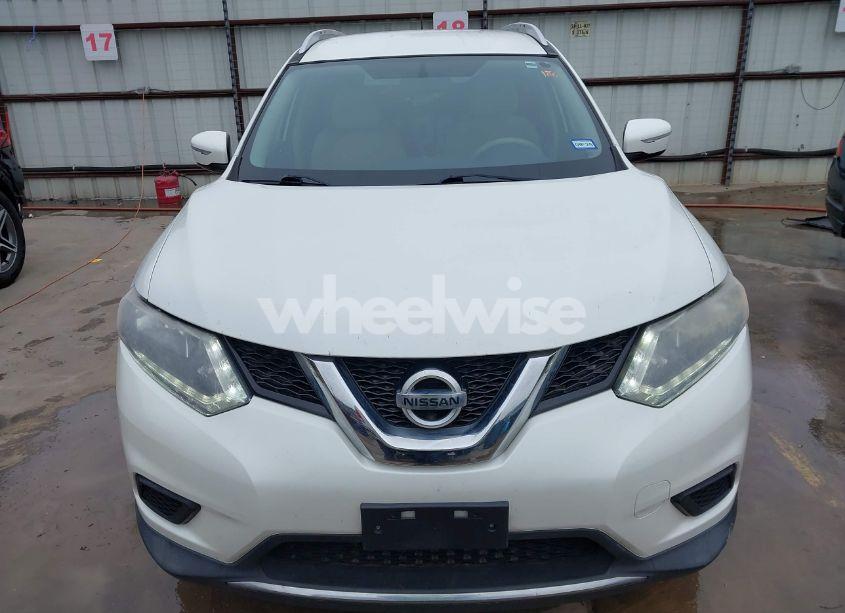Photo 13 of 2015 Nissan Rogue SV (VIN KNMAT2MTXFP553136)