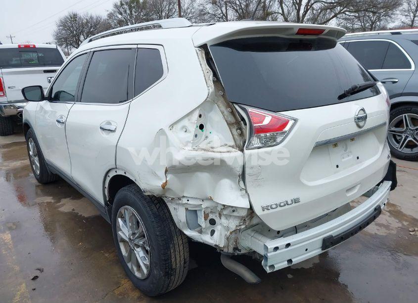 Photo 3 of 2015 Nissan Rogue SV (VIN KNMAT2MTXFP553136)