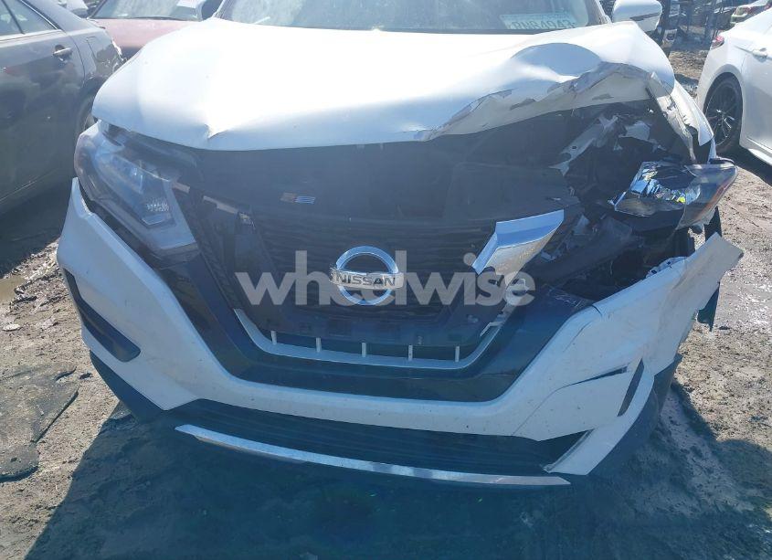 Photo 6 of 2017 Nissan Rogue SV (VIN KNMAT2MTXHP501153)