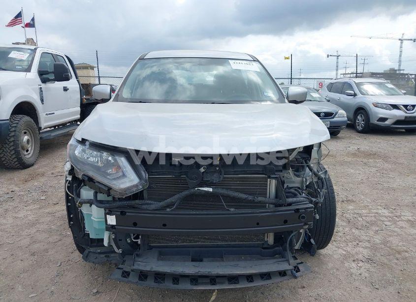 Photo 12 of 2017 Nissan Rogue S (VIN KNMAT2MTXHP552538)