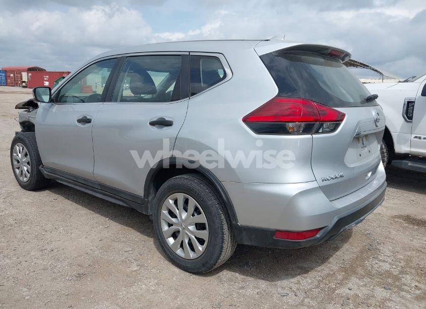 Photo 3 of 2017 Nissan Rogue S (VIN KNMAT2MTXHP552538)