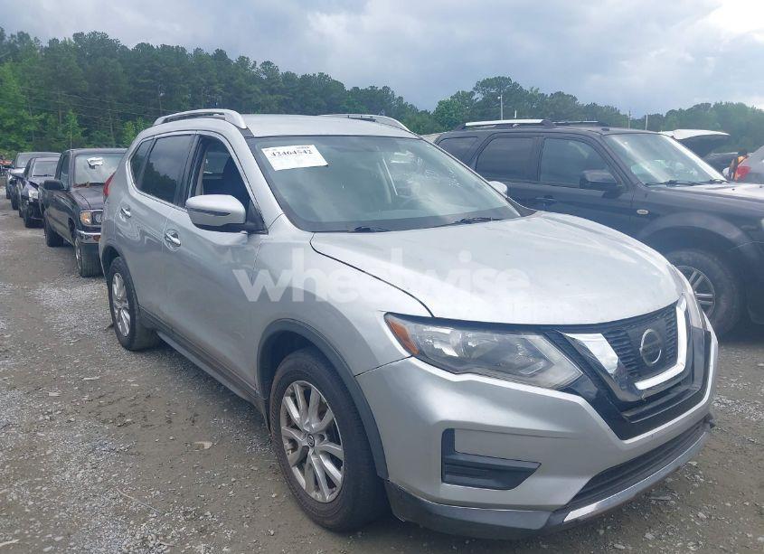 Photo 13 of 2017 Nissan Rogue SV (VIN KNMAT2MTXHP617971)