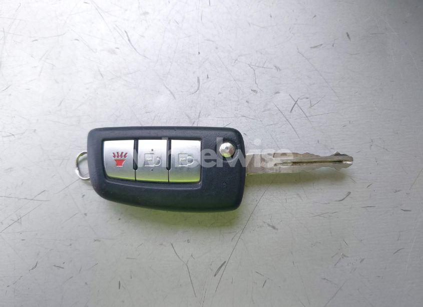 Photo 11 of 2018 Nissan Rogue S (VIN KNMAT2MTXJP593032)