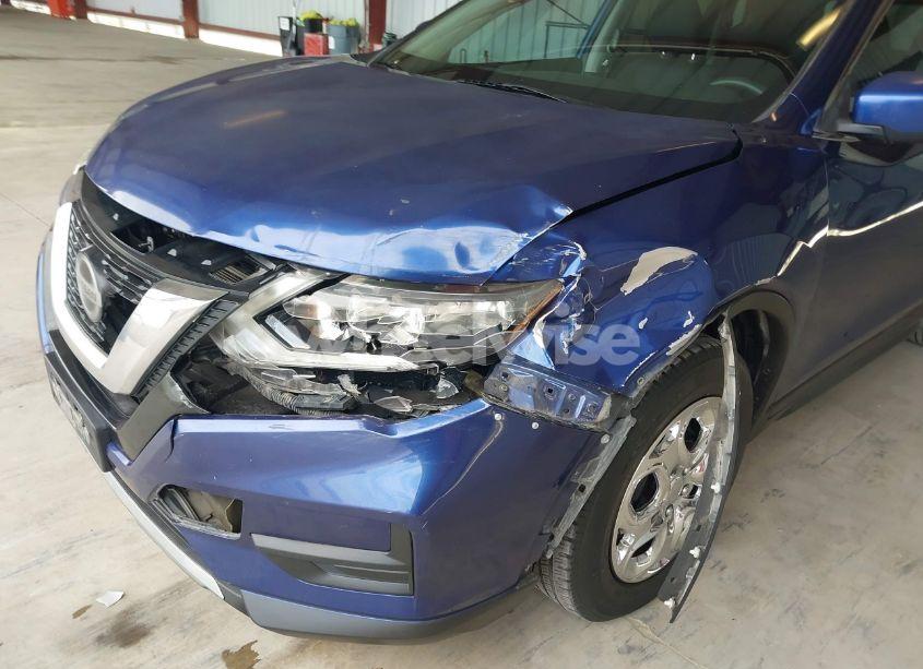 Photo 6 of 2018 Nissan Rogue S (VIN KNMAT2MTXJP593032)