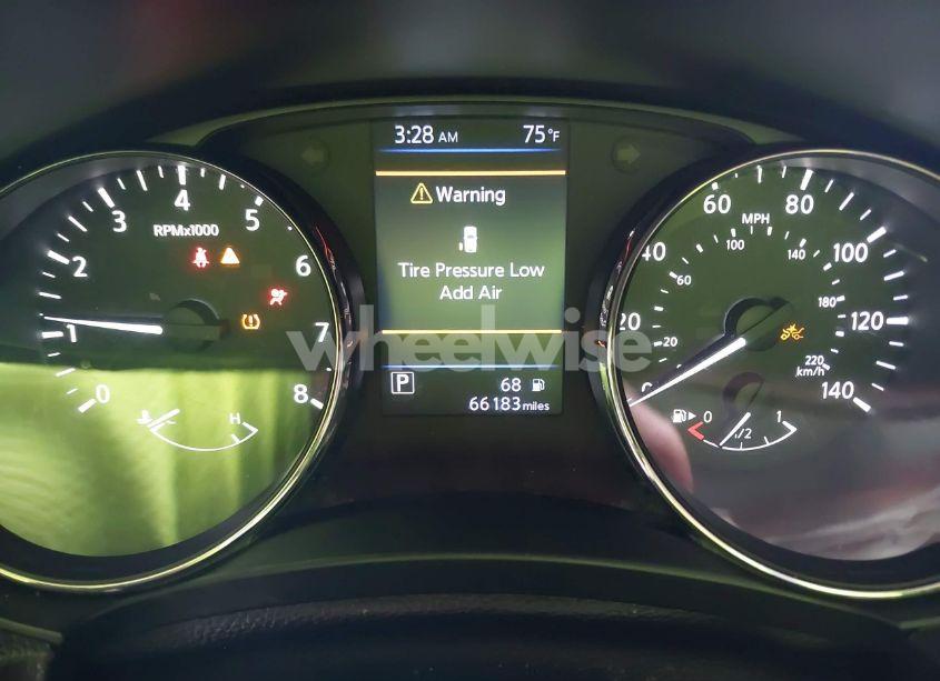 Photo 7 of 2018 Nissan Rogue S (VIN KNMAT2MTXJP593032)