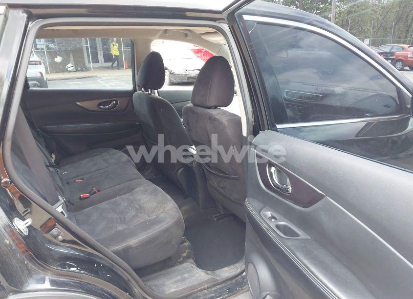 Photo 8 of 2015 Nissan Rogue S (VIN KNMAT2MV0FP522186)