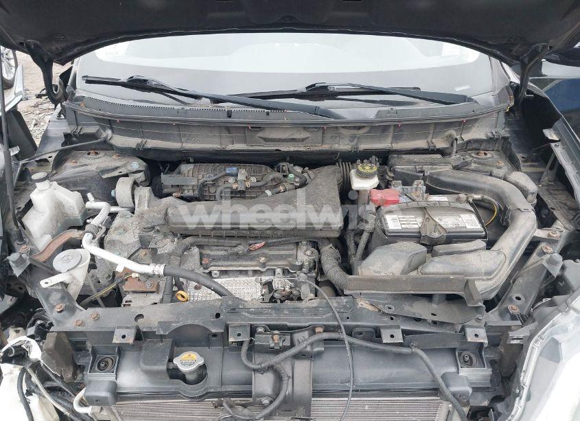 Photo 10 of 2015 Nissan Rogue S (VIN KNMAT2MV0FP538064)