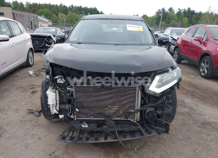 Photo 13 of 2015 Nissan Rogue S (VIN KNMAT2MV0FP538064)