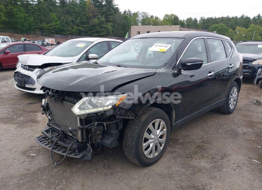 Photo 2 of 2015 Nissan Rogue S (VIN KNMAT2MV0FP538064)