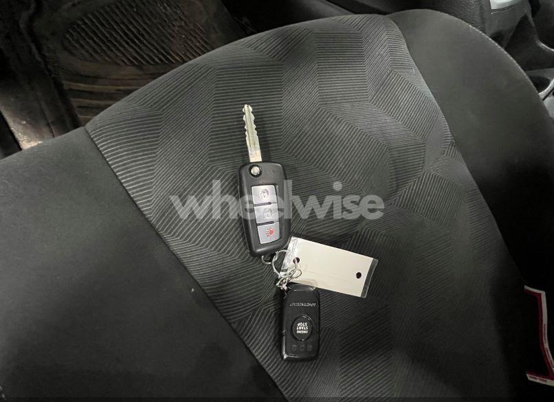 Photo 11 of 2016 Nissan Rogue S (VIN KNMAT2MV0GP622418)