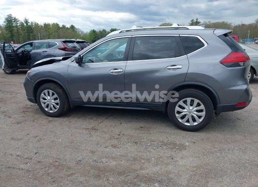 Photo 15 of 2017 Nissan Rogue S (VIN KNMAT2MV0HP513605)