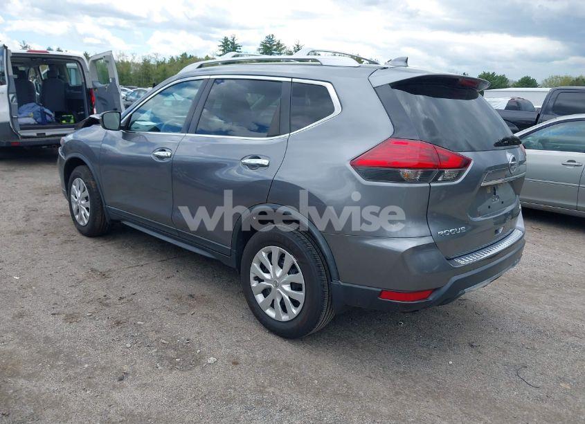 Photo 3 of 2017 Nissan Rogue S (VIN KNMAT2MV0HP513605)