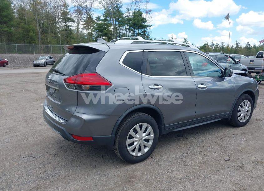 Photo 4 of 2017 Nissan Rogue S (VIN KNMAT2MV0HP513605)