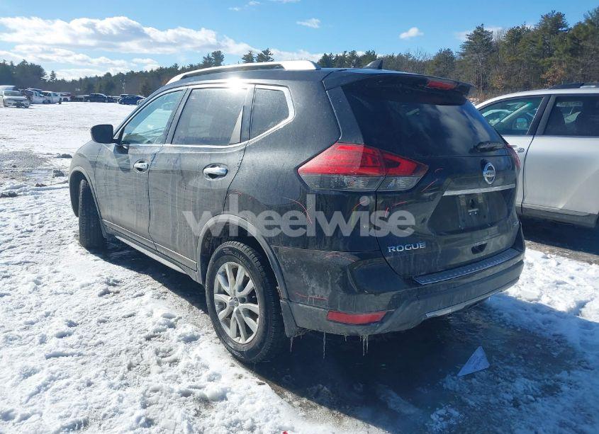 Photo 3 of 2017 Nissan Rogue SV (VIN KNMAT2MV0HP608665)