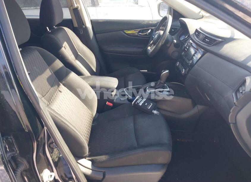 Photo 5 of 2017 Nissan Rogue SV (VIN KNMAT2MV0HP608665)