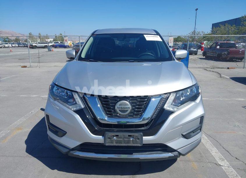 Photo 12 of 2018 Nissan Rogue S (VIN KNMAT2MV0JP508605)