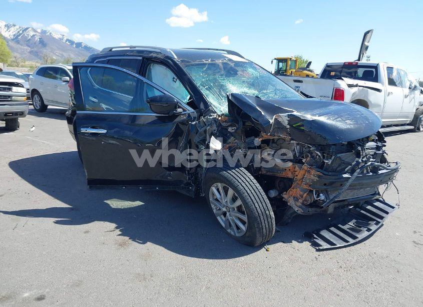 2019 Nissan Rogue SV (VIN KNMAT2MV0KP519203) main photo