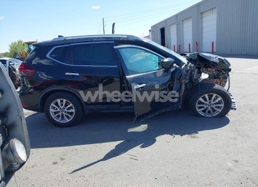 Photo 12 of 2019 Nissan Rogue SV (VIN KNMAT2MV0KP519203)