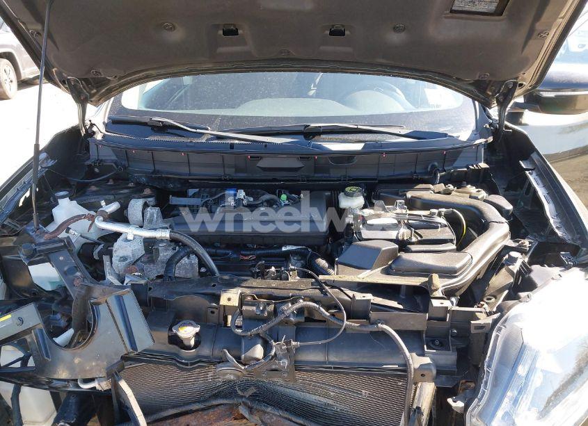 Photo 10 of 2015 Nissan Rogue S (VIN KNMAT2MV1FP541779)