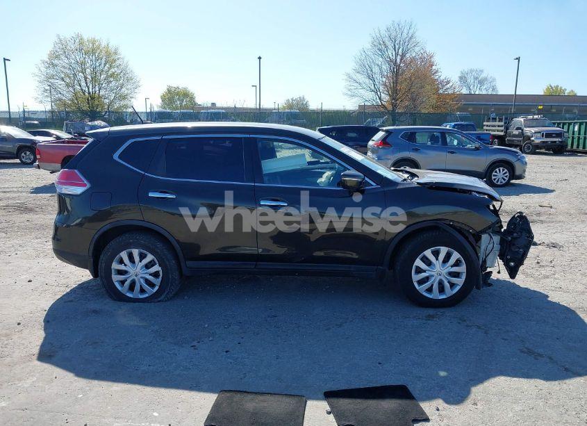 Photo 13 of 2015 Nissan Rogue S (VIN KNMAT2MV1FP541779)
