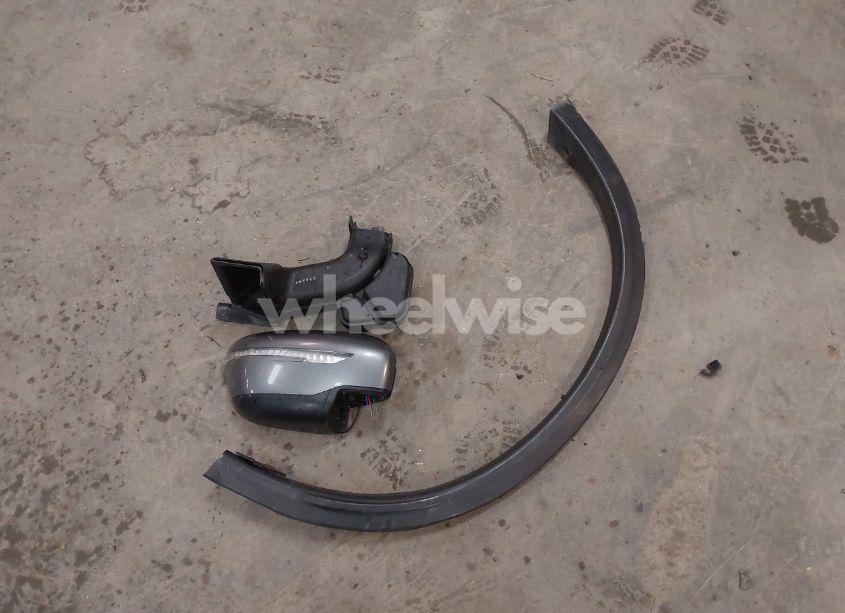 Photo 12 of 2015 Nissan Rogue SV (VIN KNMAT2MV1FP544634)