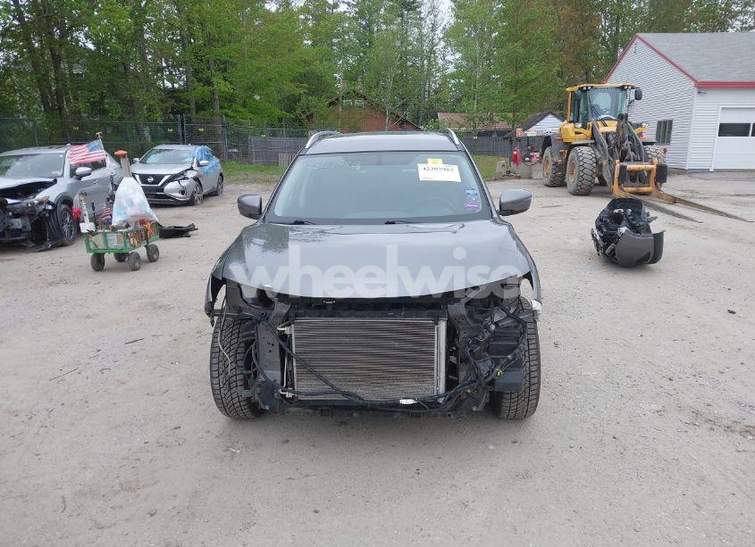 Photo 13 of 2016 Nissan Rogue SV (VIN KNMAT2MV1GP650048)