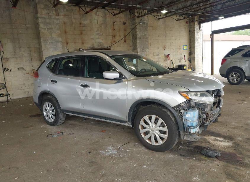 2016 Nissan Rogue S (VIN KNMAT2MV1GP716355) main photo