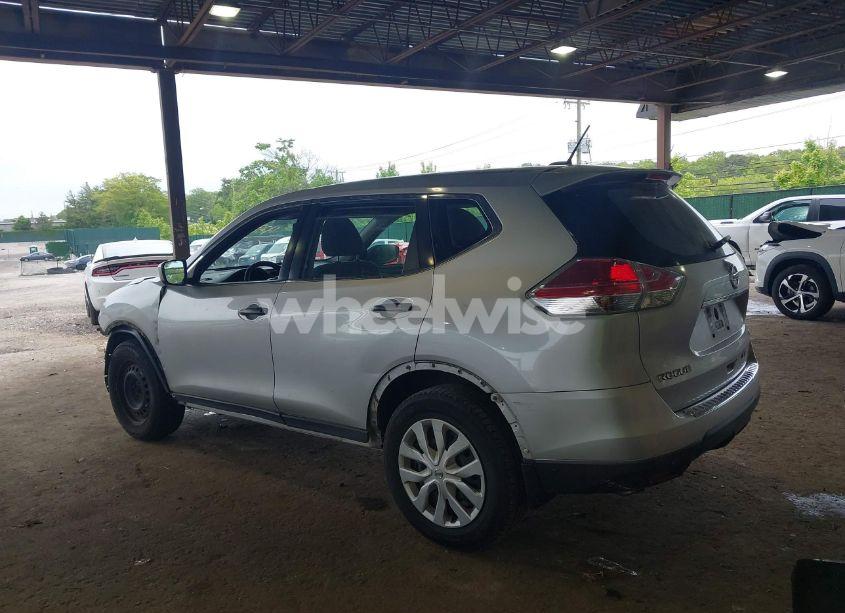 Photo 3 of 2016 Nissan Rogue S (VIN KNMAT2MV1GP716355)