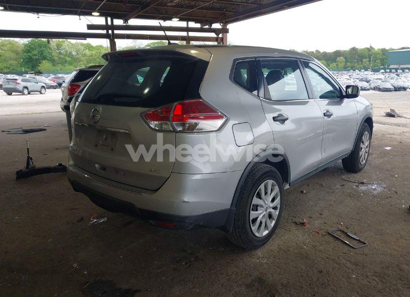 Photo 4 of 2016 Nissan Rogue S (VIN KNMAT2MV1GP716355)
