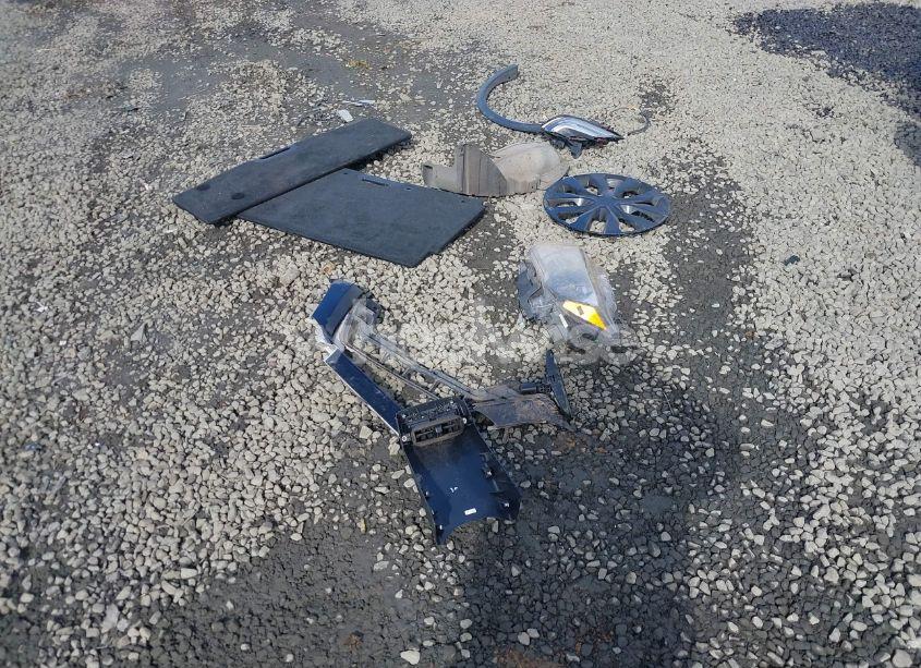 Photo 12 of 2017 Nissan Rogue S (VIN KNMAT2MV1HP515380)