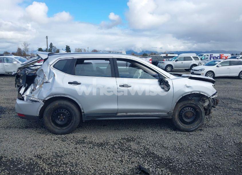 Photo 14 of 2017 Nissan Rogue S (VIN KNMAT2MV1HP515380)